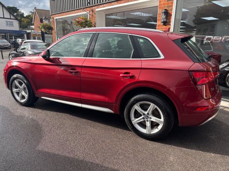 Audi Q5 2.0 TDI Sport SUV 5dr Diesel S Tronic quattro Euro 6 (s/s) (190 ps) 12