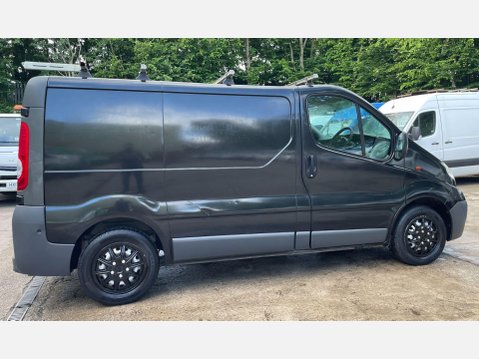 Vauxhall Vivaro 2.0 2700 CDTi FWD L1 4dr 8