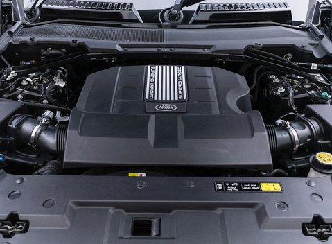 Land Rover Defender 110 V8 P525 URBAN XRS 54