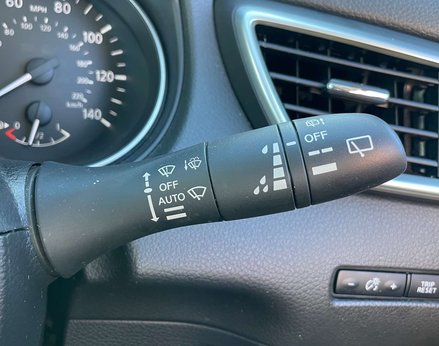 Nissan Qashqai 1.3 Qashqai N-Connecta DiG-T 5dr 52