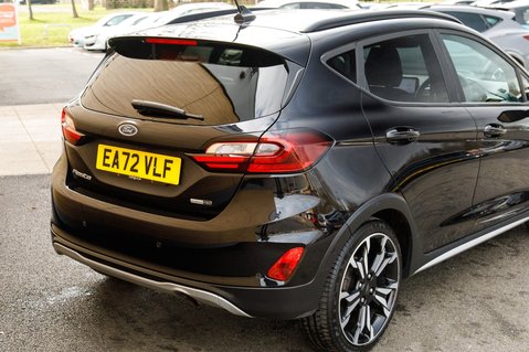 Ford Fiesta ACTIVE X EDITION MHEV 8