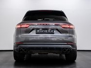 Porsche Cayenne 3.0T V6 SUV 5dr Petrol TiptronicS 4WD Euro 6 (s/s) (340 ps) 35
