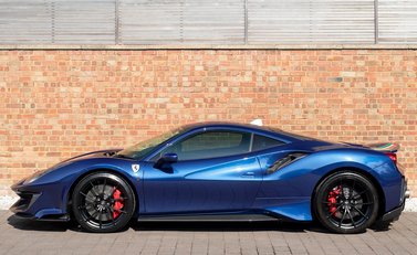 Ferrari 488 Pista 2