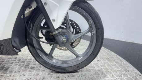 Honda Vision NSC 50 R 2014 17K RUNNING PROJECT SCOOTER 50CC SPARES OR REPAIR 16