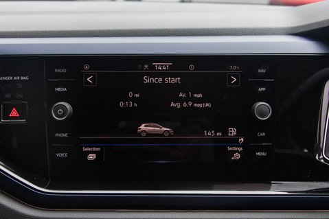 Volkswagen Polo UNITED TSI 29