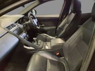 Jaguar E-Pace 2.0 E-PACE R-Dynamic S D AWD Auto 4WD 5dr 4