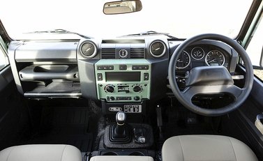 Land Rover 90 Heritage 5