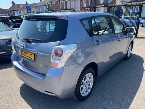 Toyota Verso 1.8 V-Matic TR Multidrive S Euro 5 5dr 6