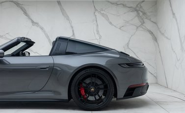 Porsche 911 Targa 4 GTS (992) 45