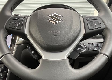 Suzuki Vitara Ultra Allgrip 27