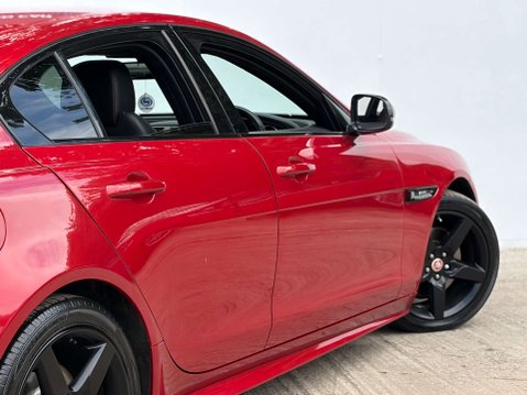 Jaguar XE 2.0 XE R-Sport D Auto 4dr 25