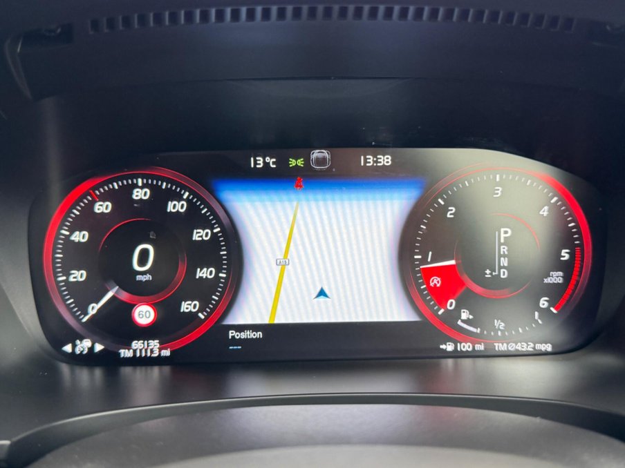 2018 Volvo S90 — image 14