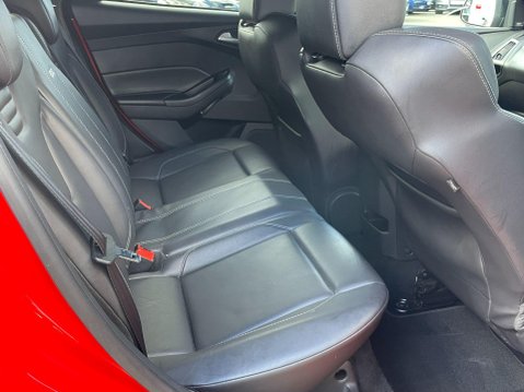 Ford Focus 2.0T EcoBoost ST-3 Euro 6 (s/s) 5dr 21