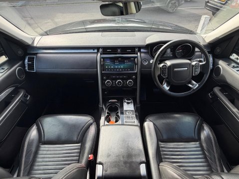 Land Rover Discovery 3.0 TD V6 First Edition SUV 5dr Diesel Auto 4WD Euro 6 (s/s) (258 ps) 10