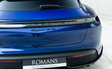 Porsche Taycan GTS Sport Turismo 37