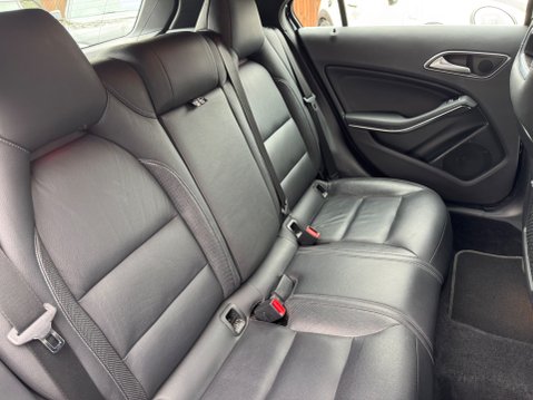 Mercedes-Benz A Class A 200 D AMG LINE PREMIUM 52