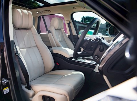 Land Rover Range Rover 4.4 SDV8 URBAN 12