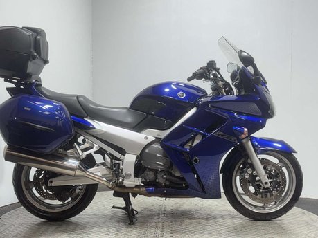 Yamaha FJR1300 2005 49K FULL LUGGAGE NEW MOT NEW TYRES SERVICED