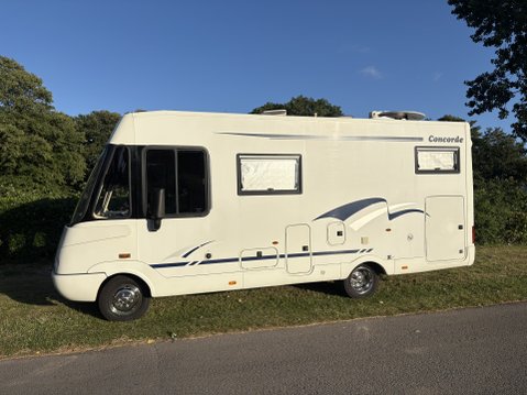 Concorde Charisma CONCERTO I695 4 BERTH 3.0 DIESEL COMPACT LUXURY A-CLASS RHD 2