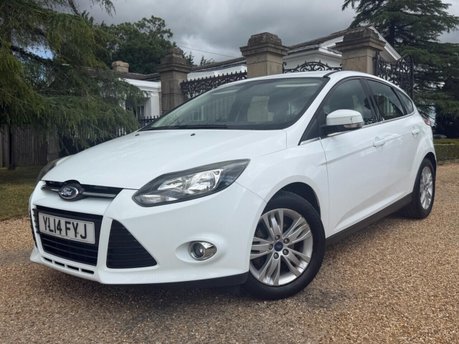 Ford Focus 1.6 TDCi Titanium Navigator Hatchback 5dr Diesel Manual Euro 5 (s/s) (115 p