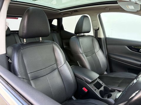 Nissan Qashqai 1.6 Qashqai Tekna dCi CVT 5dr 20
