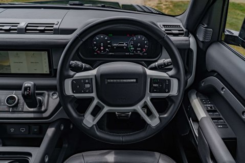 Land Rover Defender P400e XS Edition 13