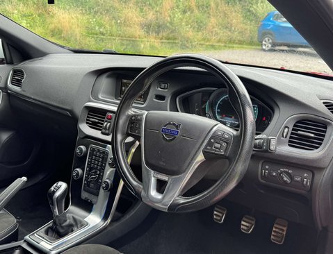 Volvo V40 1.6 V40 R-Design T2 5dr 15