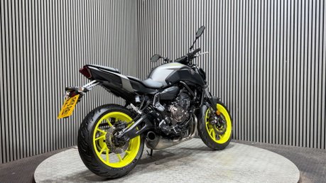Yamaha MT-07 MT07 2018 ONLY 7K 1 OWNER FULL AKRAPOVIC LONG MOT 700CC 6