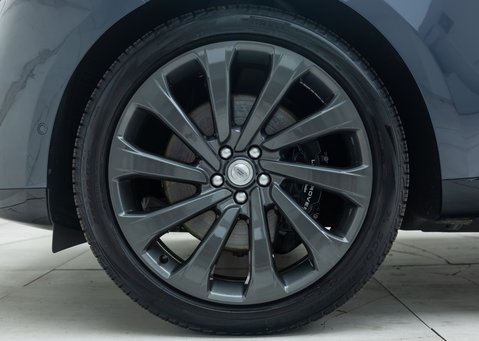 Land Rover Range Rover P530 SV