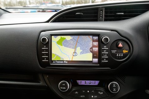 Toyota Yaris VVT-I EXCEL 28