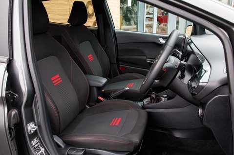 Ford Fiesta ST-LINE MHEV 29