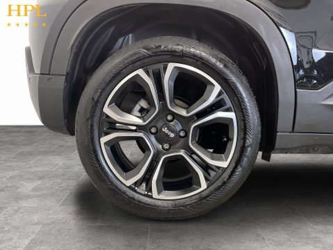 Jeep Avenger 1.2 e-Hybrid Summit SUV 5dr Petrol Hybrid e-DCT Euro 6 (s/s) (100 ps) Air C 10