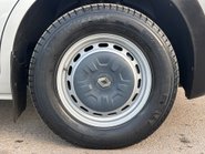 Renault Master LL35 Business 145 ps dCi Dropside Truck - Air Con & Sat Nav 24