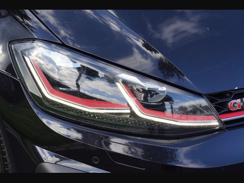 Volkswagen Golf 2.0 TSI GTI Performance Euro 6 (s/s) 5dr 25
