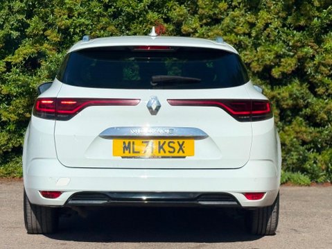 Renault Megane 1.5 Blue dCi Iconic Sport Tourer Euro 6 (s/s) 5dr 6