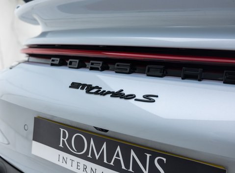 Porsche 911 Turbo S (992) 35