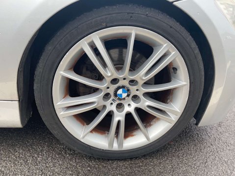 BMW 3 Series 2.0 318d M Sport 5dr 33