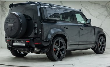 Land Rover Defender 110 X D350 6