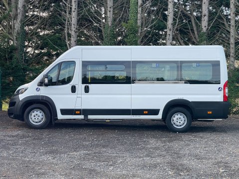 Peugeot Boxer 2.2 440 L4 H2 17 Seat Minibus Lite Non-D1 with Telescopic Ramp. 15