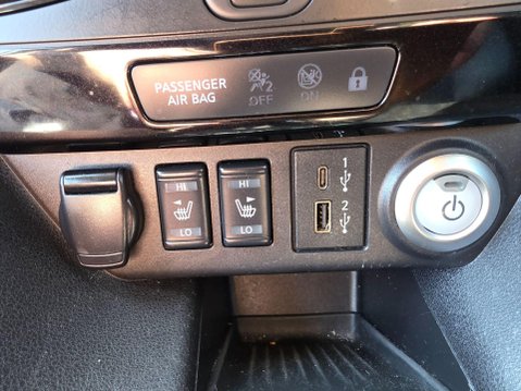 Nissan LEAF 59kWh e+ N-Connecta Auto 5dr 17