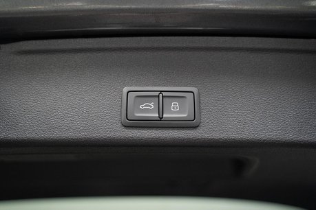 Audi RS4 2.9 TFSI V6 Vorsprung Estate 5dr Petrol Tiptronic quattro Euro 6 (s/s) (450 18