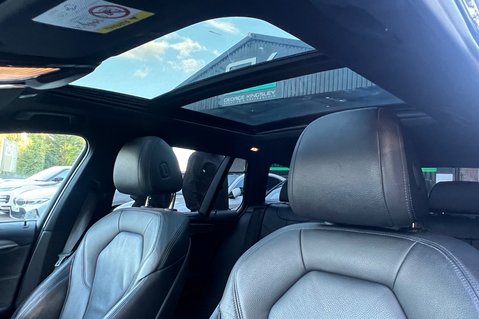 BMW 5 Series 520D M SPORT TOURING - JUST ARRIVED -PAN ROOF -CAMERA -19 INCH ALLOYS 7