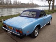 Fiat 124 Spider CS 1800 10