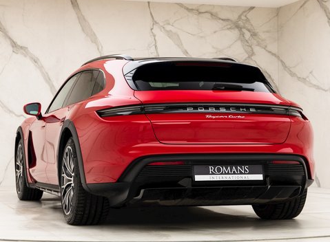 Porsche Taycan Turbo Cross Turismo 3