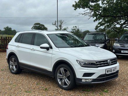 Volkswagen Tiguan 2.0 Tiguan SEL TDI BlueMotion Technology 5dr
