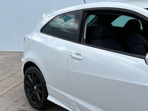 SEAT Ibiza 1.4 Ibiza SE Copa 3dr 14