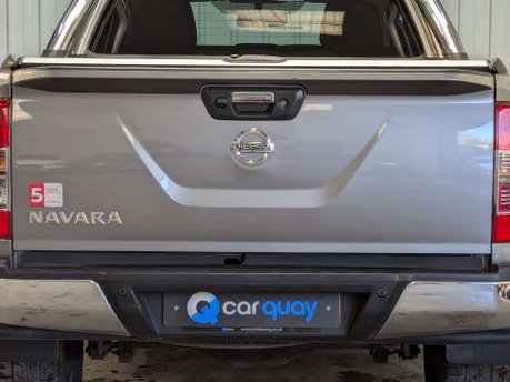 Nissan Navara 2.3 Navara Tekna dCi 4WD 5dr 38