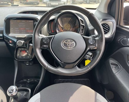 Toyota Aygo 1.0 Aygo X-Clusiv VVT-I 3dr 18