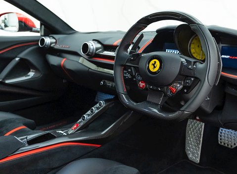 Ferrari 812 Superfast 9