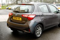 Toyota Yaris VVT-I ICON 8